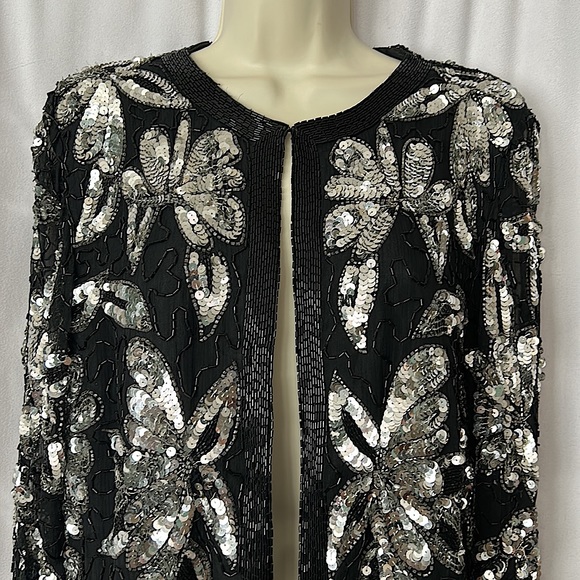 Sweelo Vtg Black/Silver Sequins Beaded Long Sleeve Silk Jacket Coat **Sz M**🌺🌺 - Picture 3 of 6